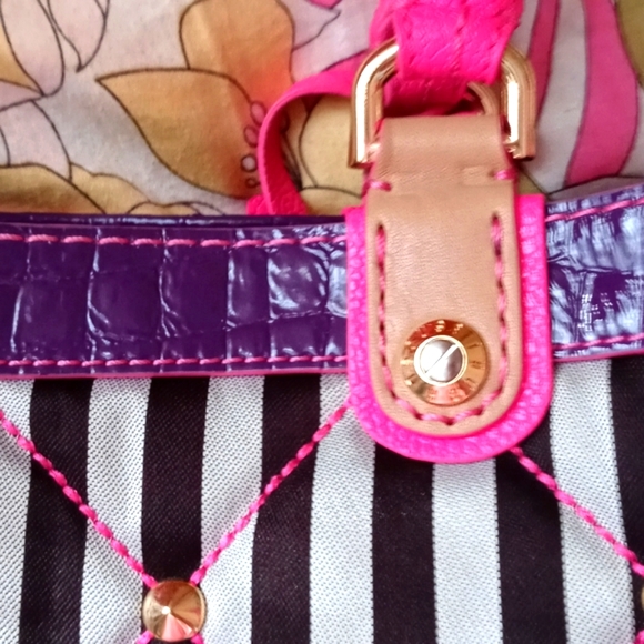 💖💜Most Treasured HENRI BENDEL Bag in my Collection💖💜 Rare and Lovely! - Picture 15 of 15